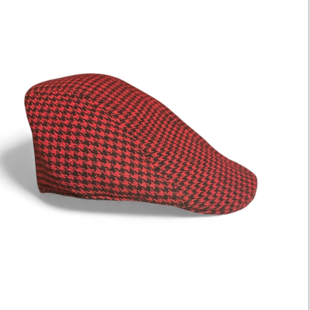 Stylish Red and Black Houndstooth Flat Cap